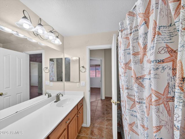 4209 W WAHALLA Lane, Glendale, AZ 85308