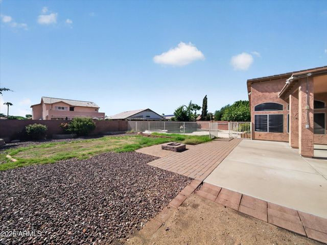 4209 W WAHALLA Lane, Glendale, AZ 85308
