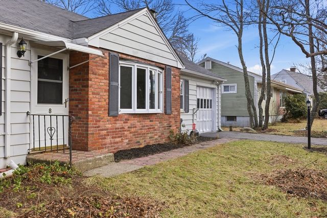 8 Junior Ter, Randolph, MA 02368