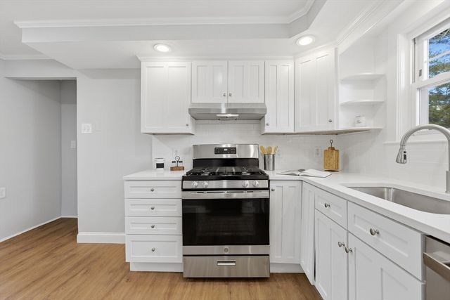 8 Junior Ter, Randolph, MA 02368