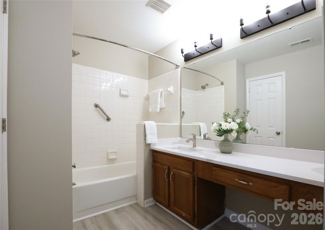 5909 Amity Springs Drive, Charlotte, NC 28212