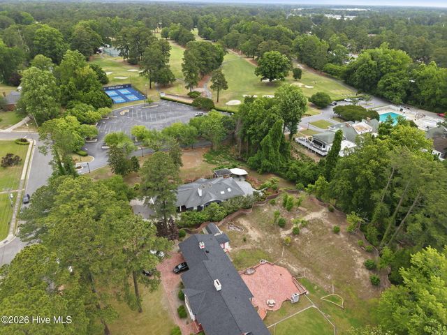 1207 Country Club Drive, Kinston, NC 28504