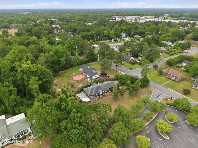 1207 Country Club Drive, Kinston, NC 28504