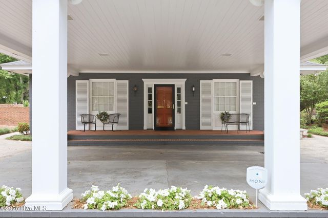 1207 Country Club Drive, Kinston, NC 28504