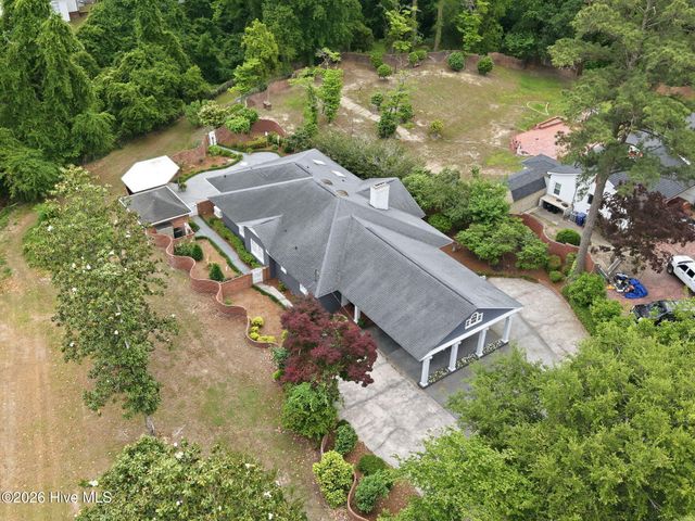 1207 Country Club Drive, Kinston, NC 28504