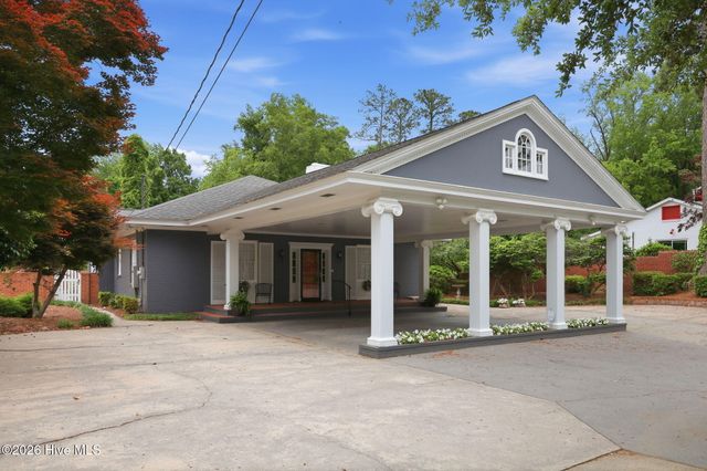 1207 Country Club Drive, Kinston, NC 28504