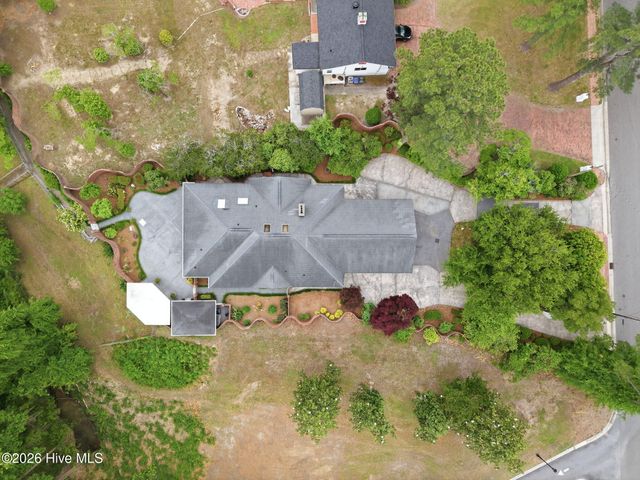 1207 Country Club Drive, Kinston, NC 28504