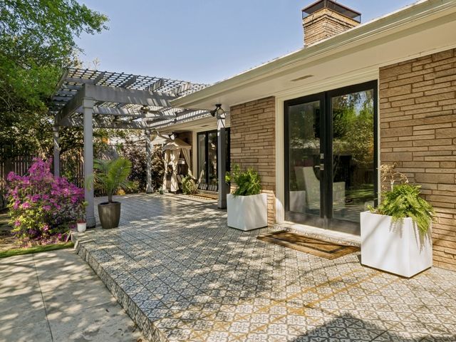 5832 Meadowcrest Drive, Dallas, TX 75230