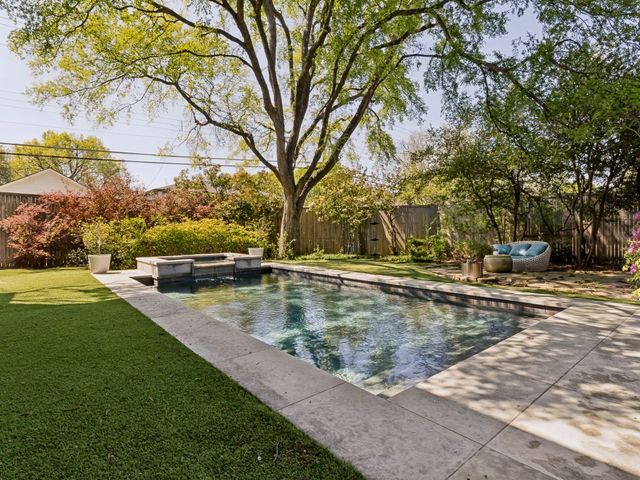 5832 Meadowcrest Drive, Dallas, TX 75230