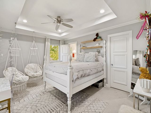 5832 Meadowcrest Drive, Dallas, TX 75230