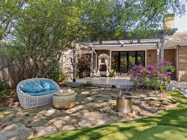 5832 Meadowcrest Drive, Dallas, TX 75230