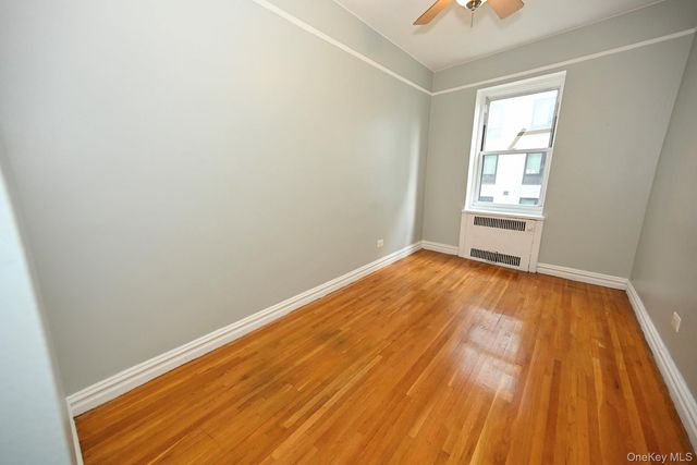 61-41 Saunders Street B25, Rego Park, NY 11374