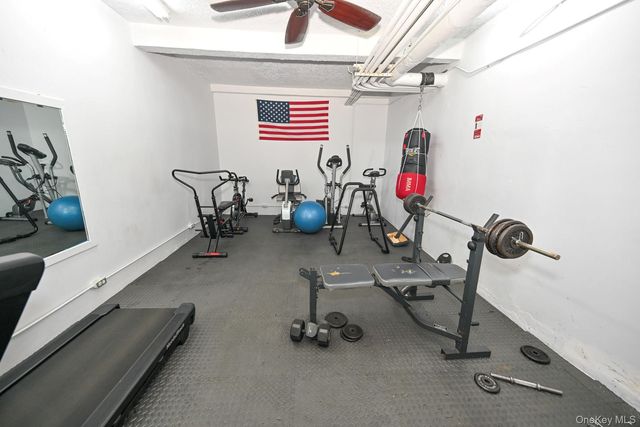 61-41 Saunders Street B25, Rego Park, NY 11374