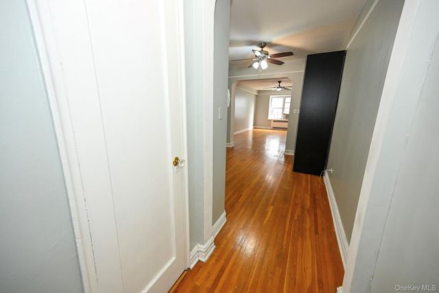 61-41 Saunders Street B25, Rego Park, NY 11374