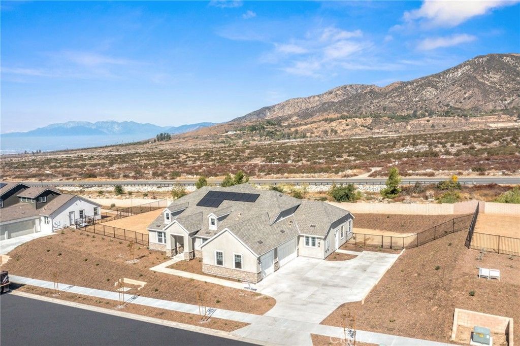 Image 4 of property listing at 34572 Kadota Street, Yucaipa, CA 92399