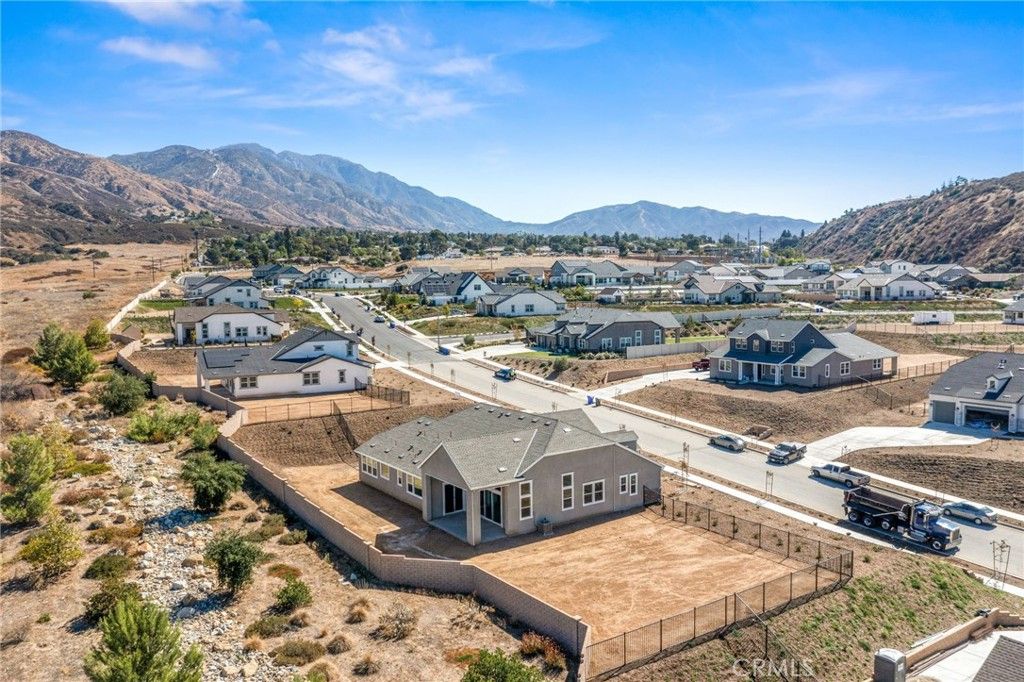 Image 8 of property listing at 34572 Kadota Street, Yucaipa, CA 92399