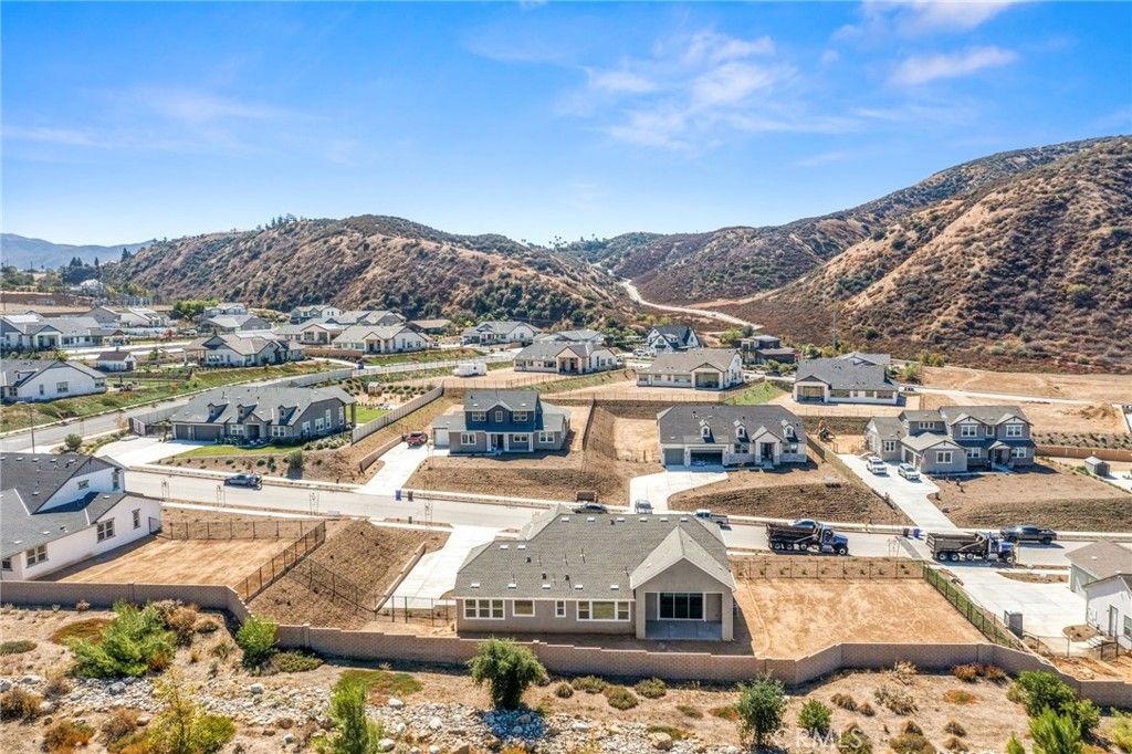 Image 9 of property listing at 34572 Kadota Street, Yucaipa, CA 92399