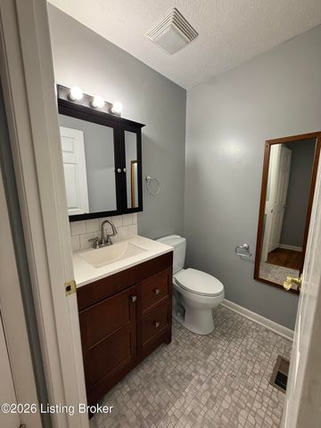 3706 Glenlea Way, Jeffersontown, KY 40299