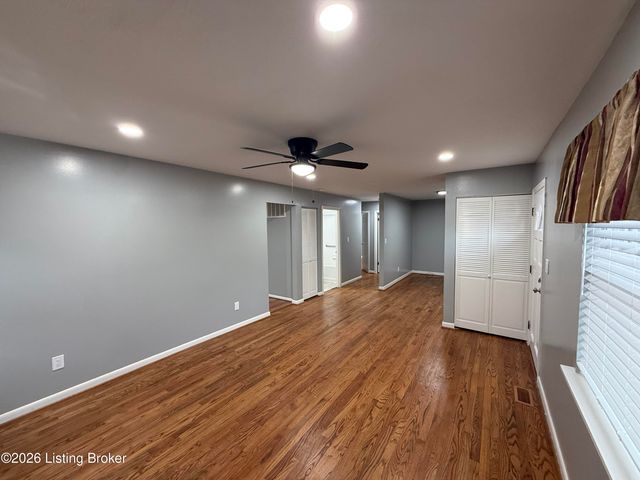 3706 Glenlea Way, Jeffersontown, KY 40299