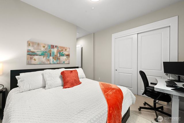 22250 NE 3rd Court, Sammamish, WA 98074