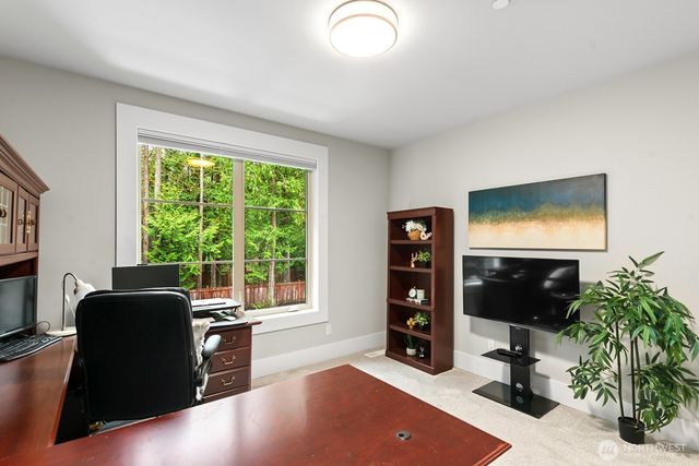 22250 NE 3rd Court, Sammamish, WA 98074