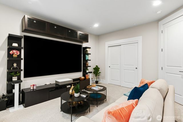 22250 NE 3rd Court, Sammamish, WA 98074