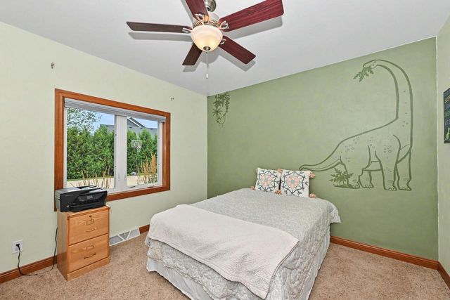 2635 Sunset ROAD, Port Washington, WI 53074