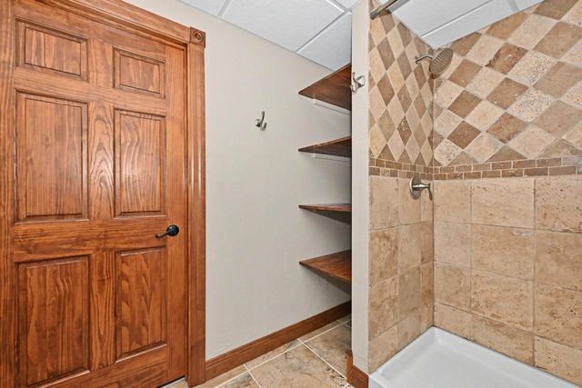 2635 Sunset ROAD, Port Washington, WI 53074