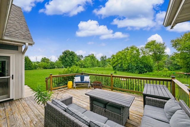 2635 Sunset ROAD, Port Washington, WI 53074