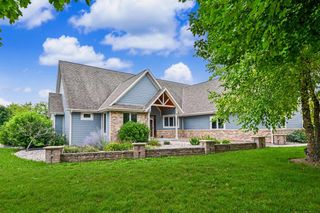 2635 Sunset ROAD, Port Washington, WI 53074