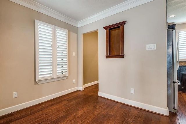 1126 Hempstead Villa Lane, Houston, TX 77008