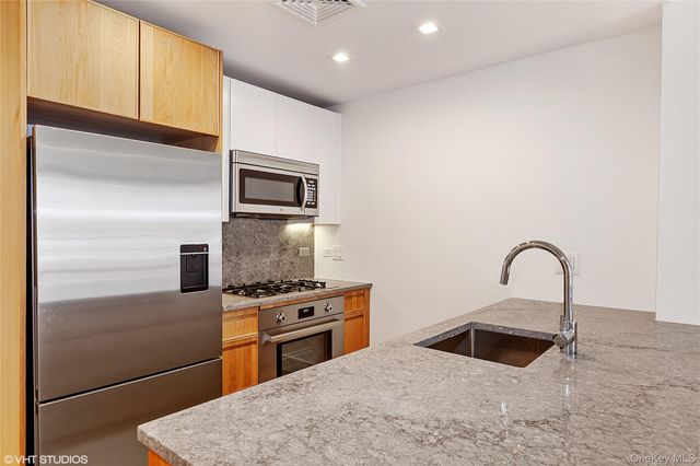 264 Webster Avenue 408, Brooklyn, NY 11230