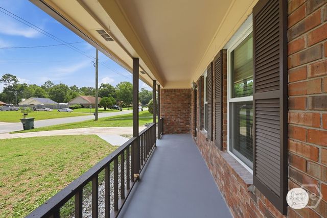 820 Lost Grove, Hinesville, GA 31313