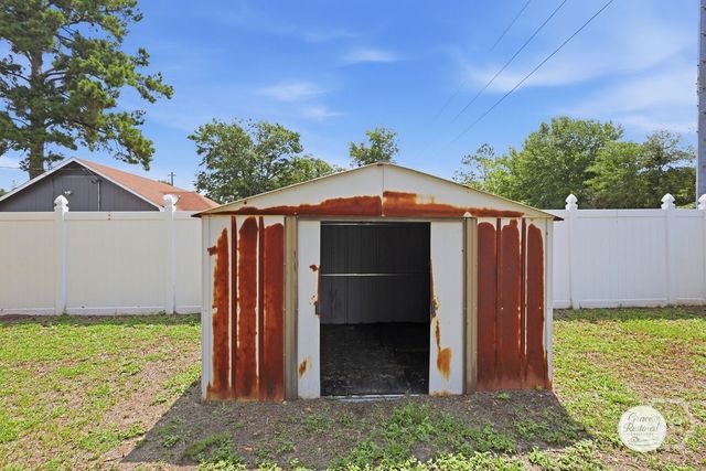 820 Lost Grove, Hinesville, GA 31313