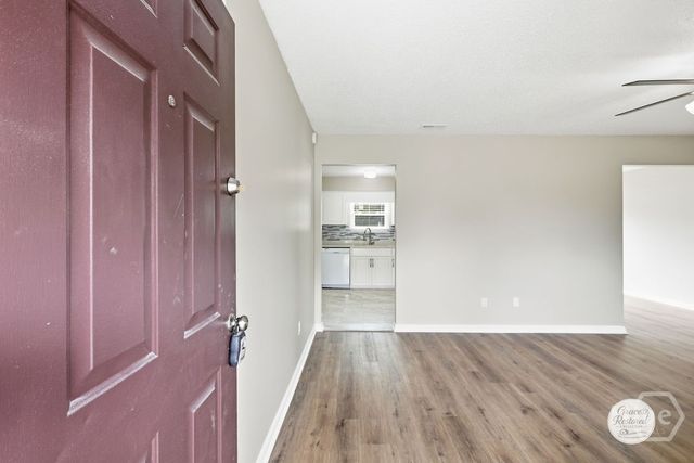 820 Lost Grove, Hinesville, GA 31313