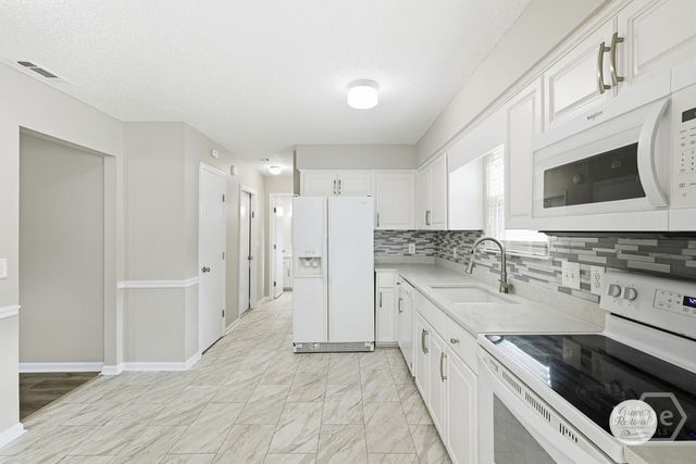 820 Lost Grove, Hinesville, GA 31313