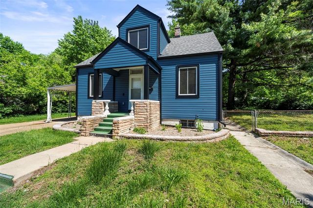 7025 Julian Avenue, University City, MO 63130