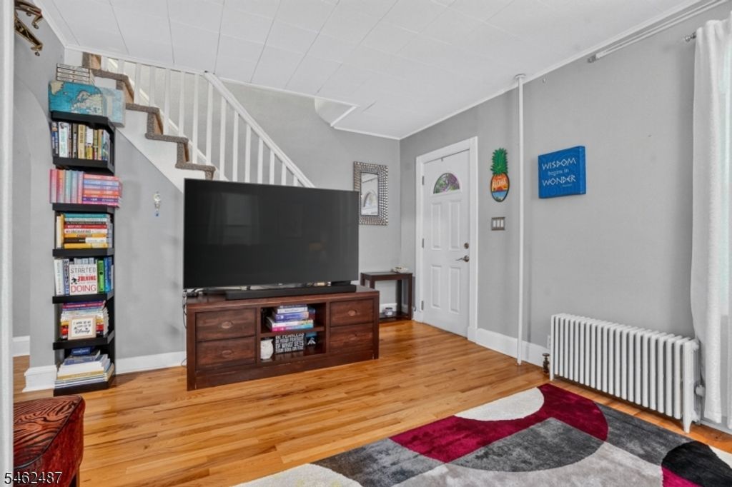 351 Willow Ave, Garwood Boro, NJ 07027 — photo 3
