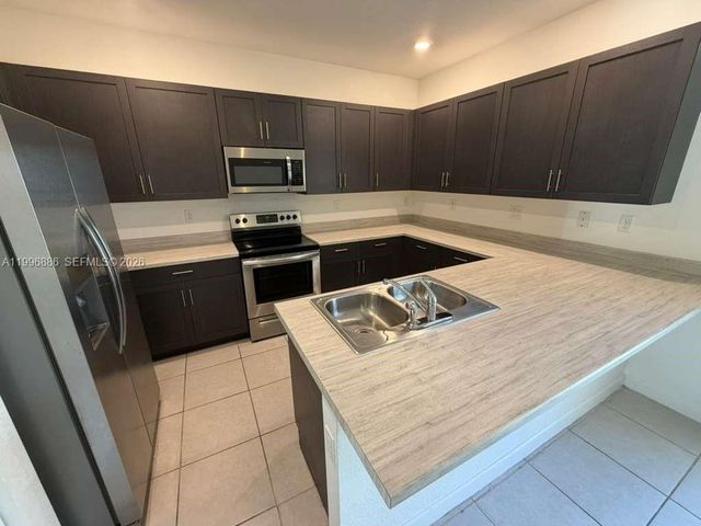 13311 SW 287th Ter 13311, Homestead, FL 33033