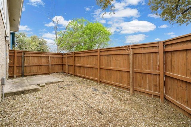 1313 Southport DR D, Austin, TX 78704