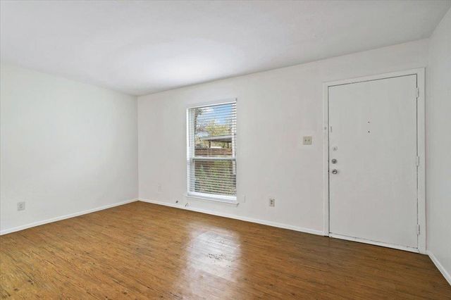 1313 Southport DR D, Austin, TX 78704