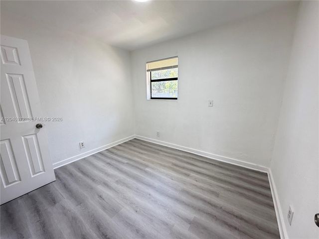 333 NW 2nd Ave 6, Hallandale Beach, FL 33009