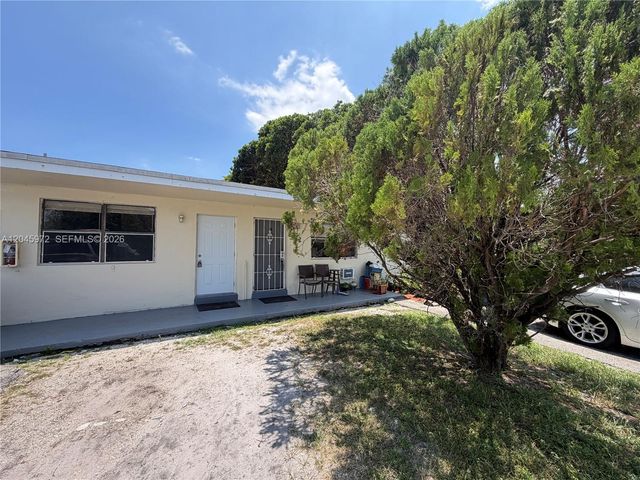 333 NW 2nd Ave 6, Hallandale Beach, FL 33009