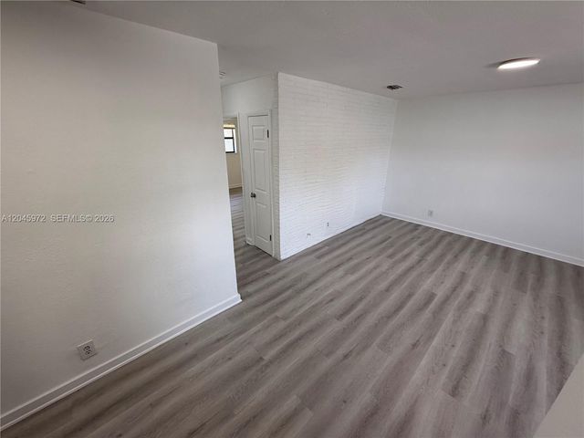 333 NW 2nd Ave 6, Hallandale Beach, FL 33009