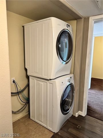 3056 Casey Drive 204, Las Vegas, NV 89120