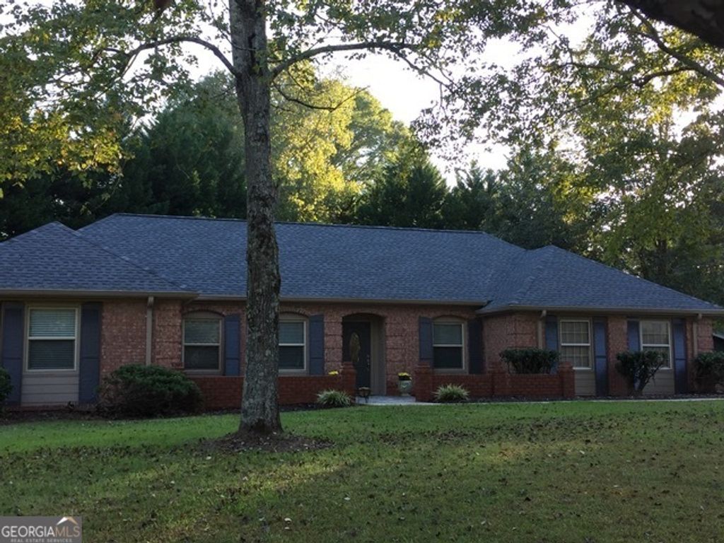 101 Waterwood Bend, Peachtree City, GA 30269