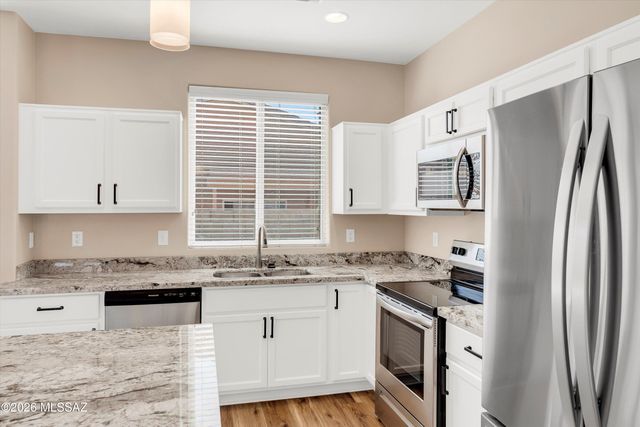 6390 E Koufax Lane, Tucson, AZ 85756