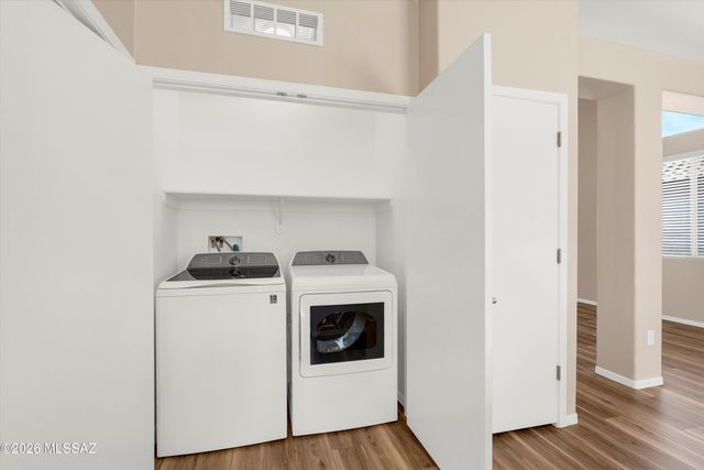 6390 E Koufax Lane, Tucson, AZ 85756