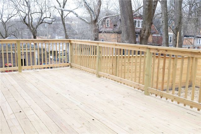 143 Orchard St, Aliquippa, PA 15001