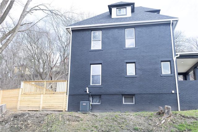 143 Orchard St, Aliquippa, PA 15001